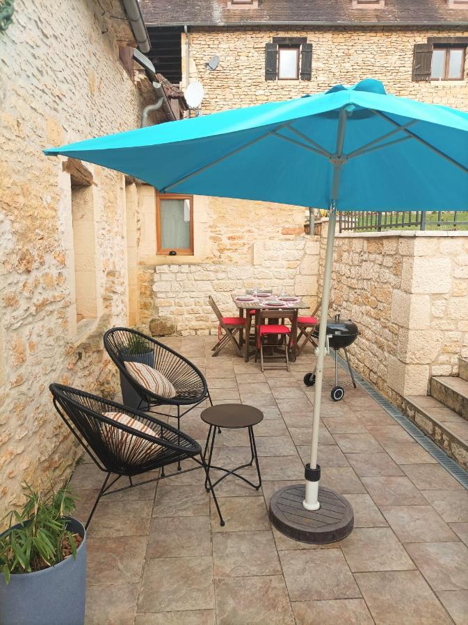 Le Clos De La Musardise - Gites De Charme Avec Piscine Chauffee Salignac Eyvigues Экстерьер фото