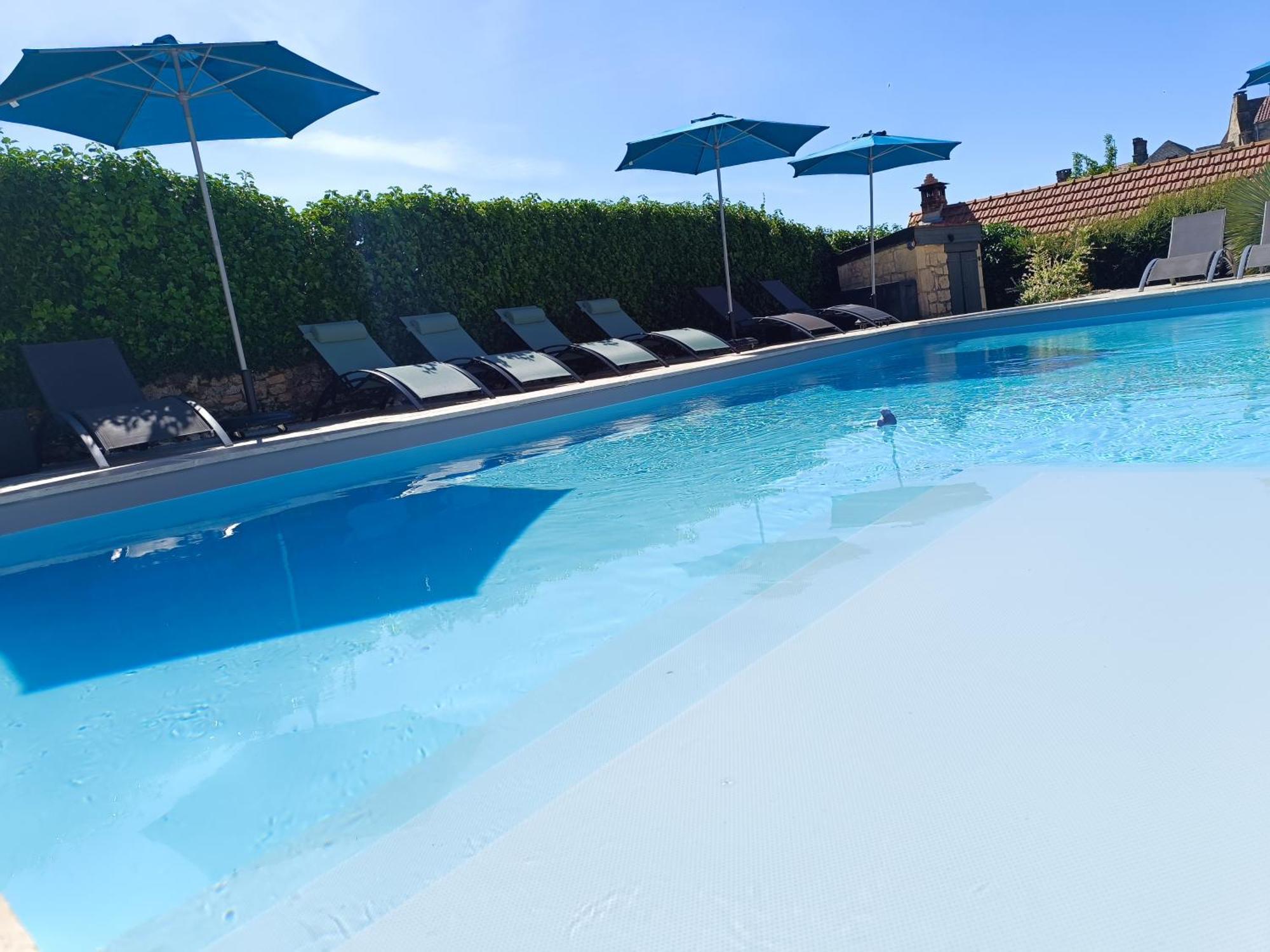 Le Clos De La Musardise - Gites De Charme Avec Piscine Chauffee Salignac Eyvigues Экстерьер фото